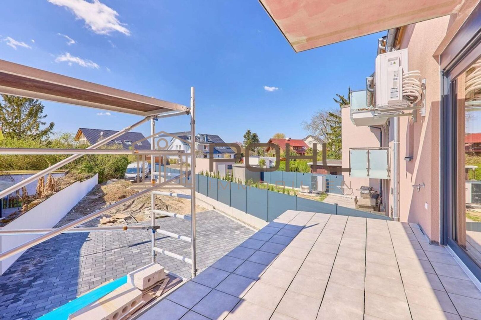 a4449050-741a-44aa-a838-82eafcb13426-1893290381