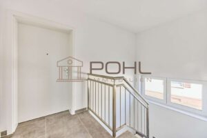 0e7c1754-ec49-4119-93a3-404a40b6363c-1893290172